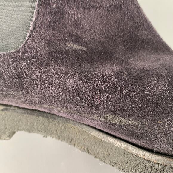 COMMON PROJECTS Size 8 Black Suede Chelsea Boots - Picture 10 of 10